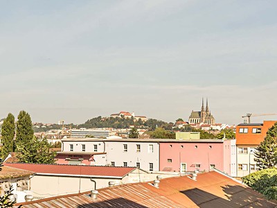 Pronájem garážového stání 13 m² — photo 3