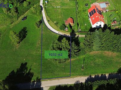 Prodej stavebního pozemku 1032 m²