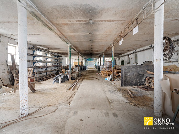 Комерційне приміщення на продаж, 2 125 м² (14 з 20)