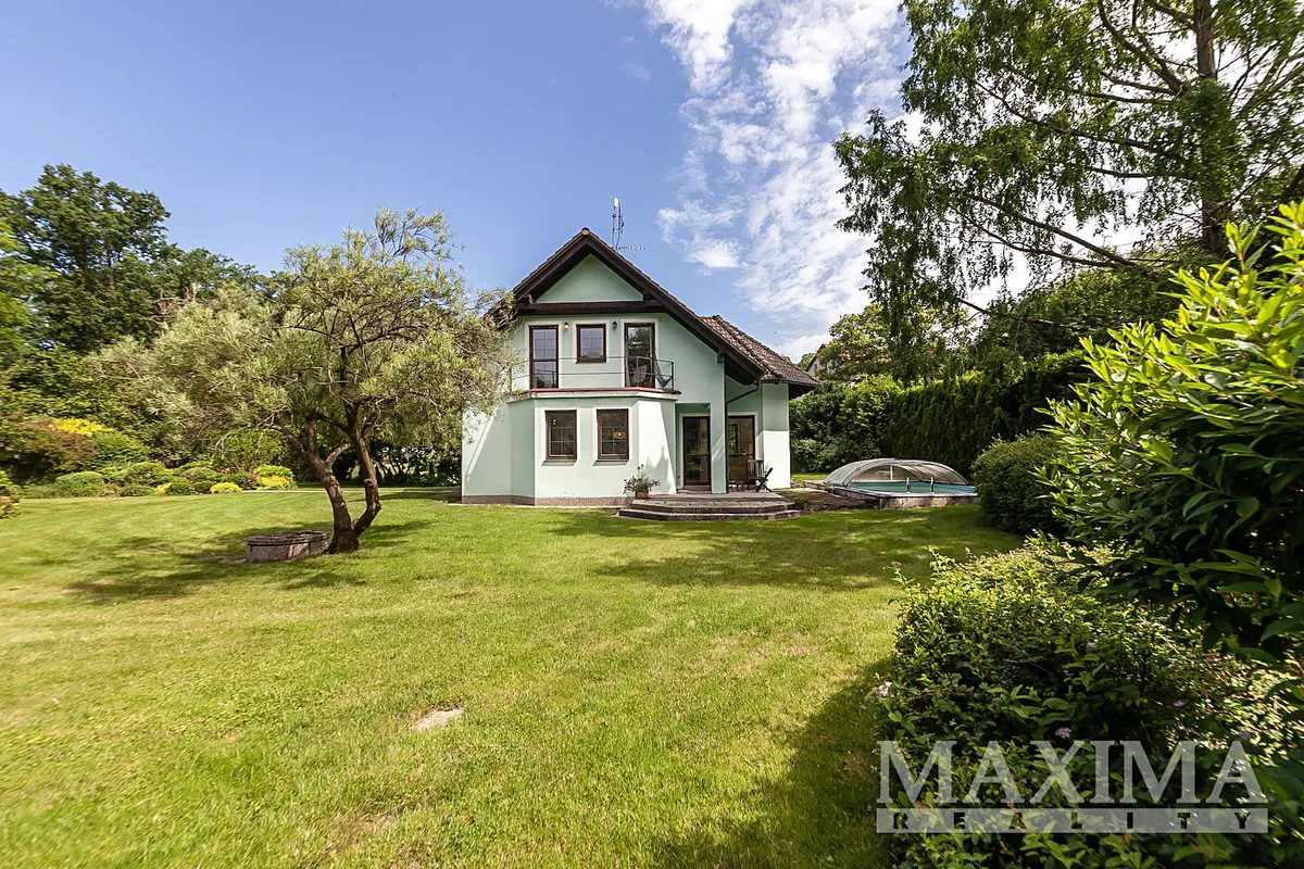 Prodej rodinného domu 152 m², pozemek 3220 m²
