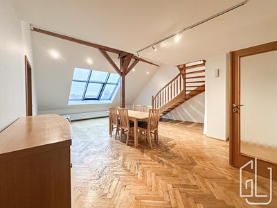 Pronájem bytu 4+1 139 m² (Mezonet)