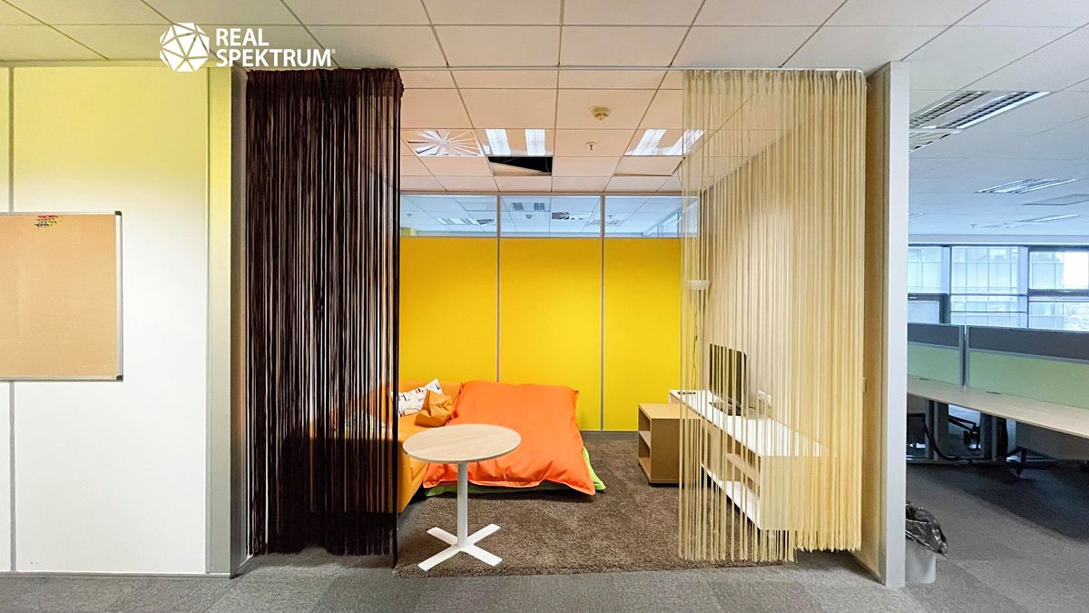 Pronájem kanceláře 936 m² – fotografie 3