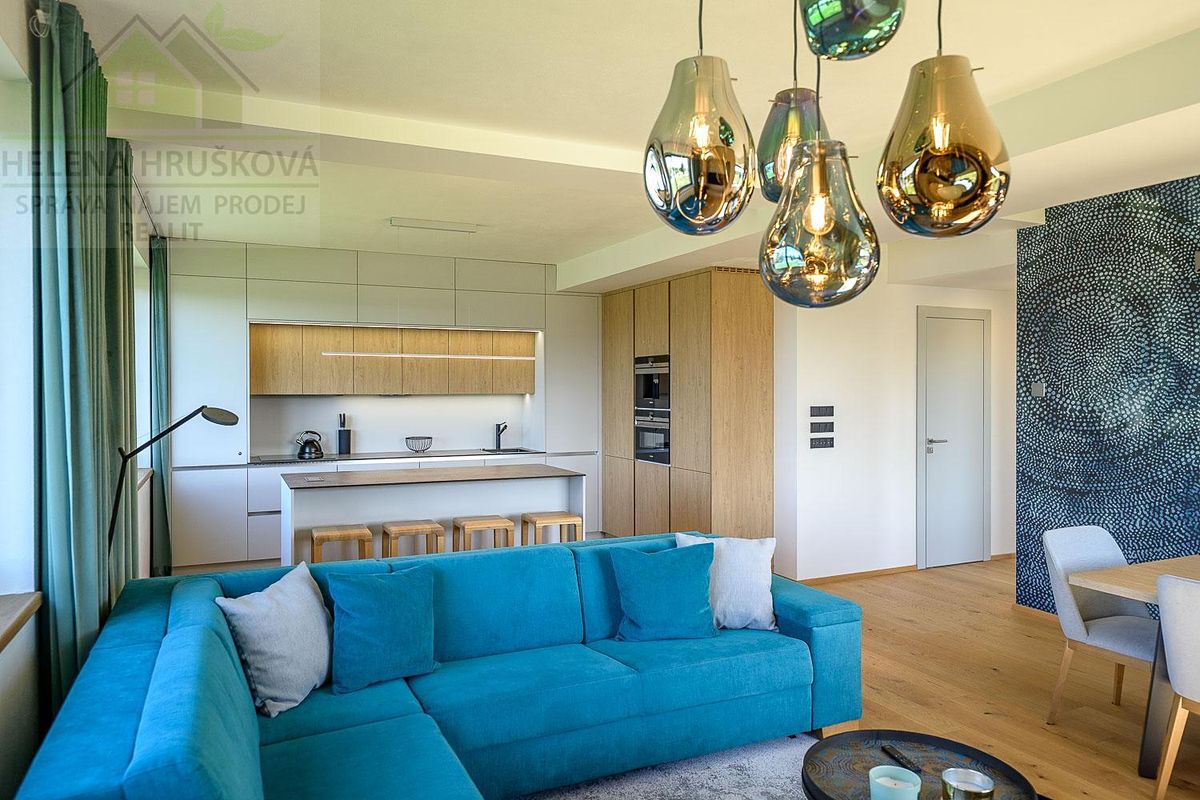 Pronájem bytu 3+kk 95 m² – fotografie 4