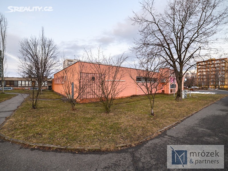 Prodej obchodního prostoru 1 071 m² – další