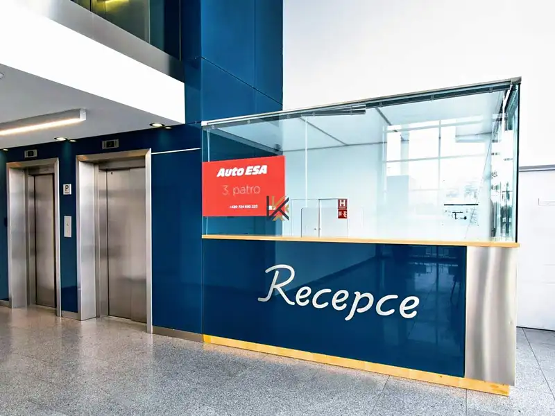 Pronájem kanceláře 674 m², Praha – náhled fotky 2