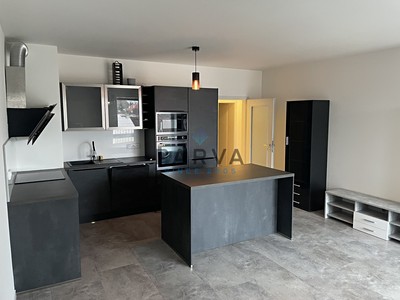 Pronájem bytu 2+kk 84 m²
