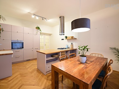 Pronájem bytu 3+kk 108 m² (Jednopodlažní)