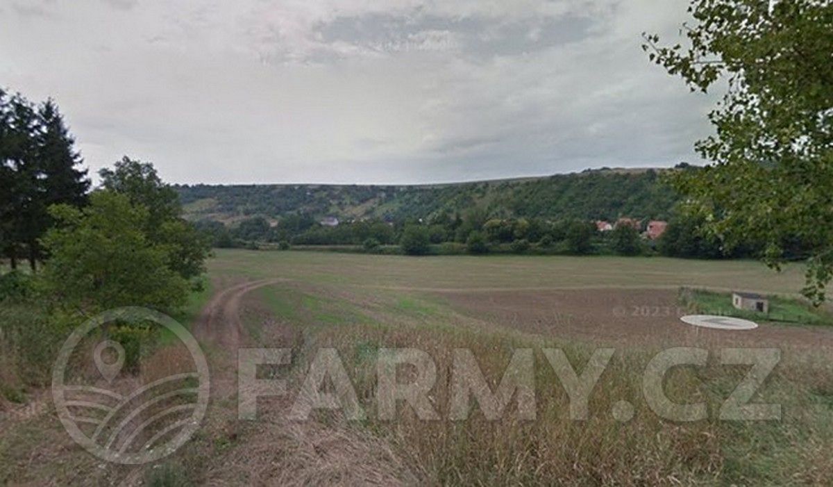 Prodej pole 69892 m² – fotografie 2