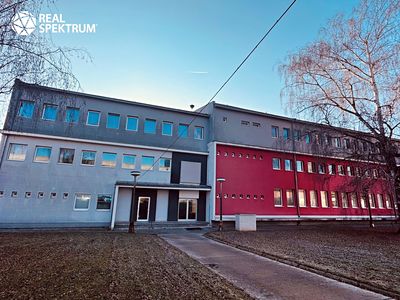 Pronájem kanceláře 453 m²