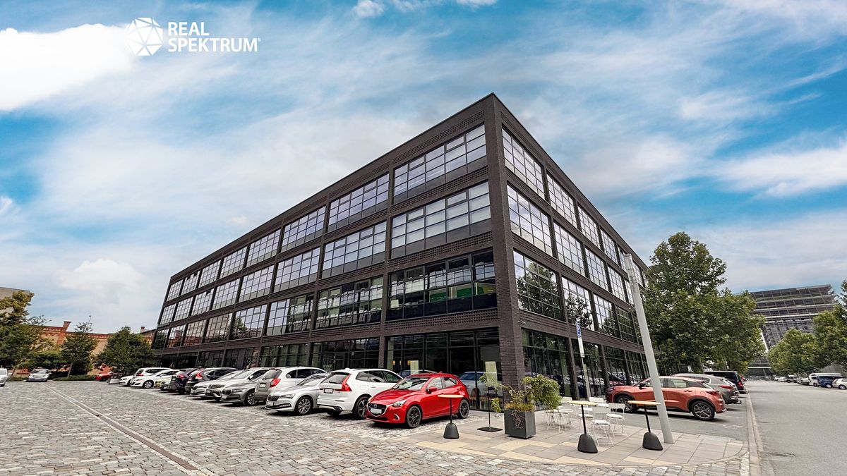Pronájem kanceláře 1233 m² – fotografie 5