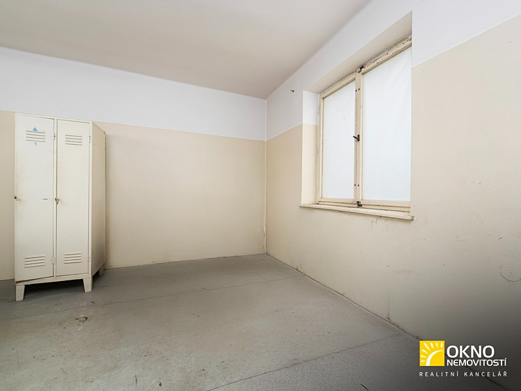 Комерційне приміщення на продаж, 2 125 м² (9 з 20)