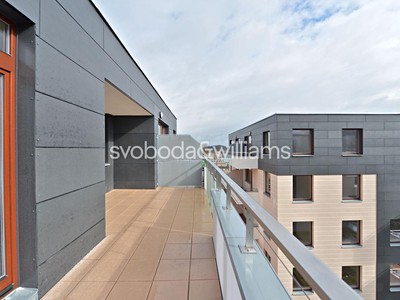 Pronájem bytu 4+kk 100 m²