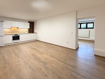 Pronájem bytu 4+kk 91 m²
