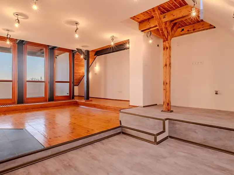 Prodej bytu 4+kk 129 m², Nymburk – náhled fotky 3