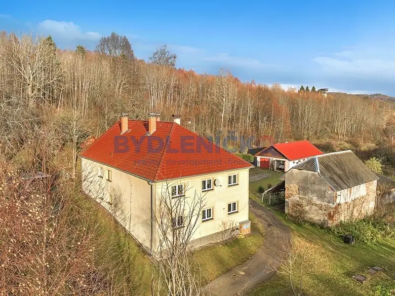 Prodej vícegeneračního domu 456 m², pozemek 4806 m², Ktiš – náhled fotky 1