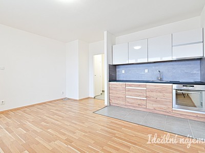 Pronájem bytu 2+kk 40 m²