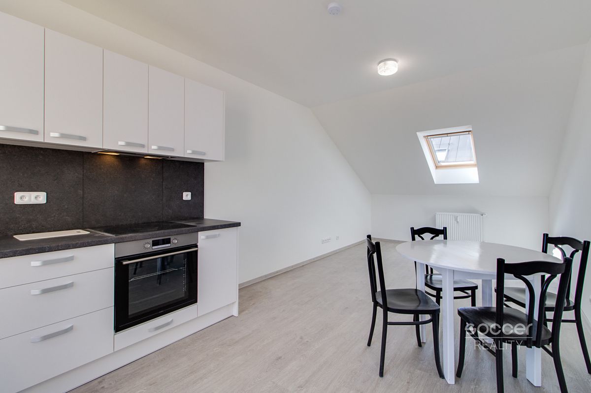 Pronájem bytu 2+kk 52 m²