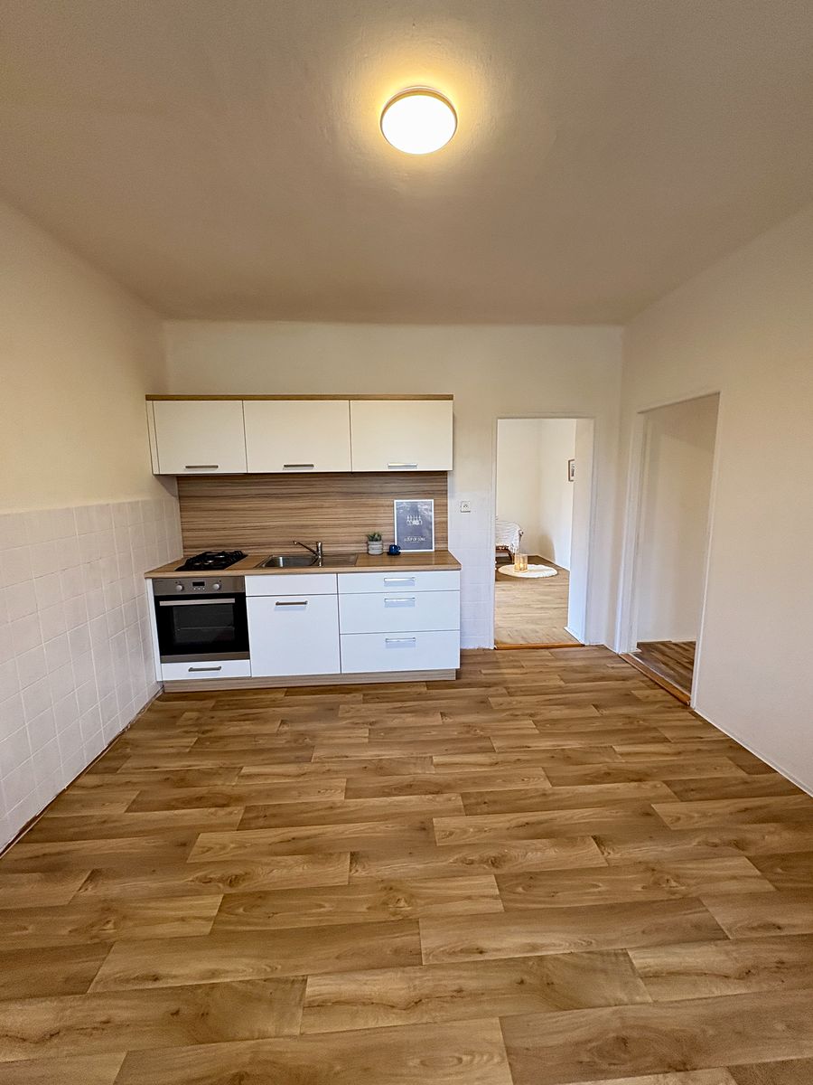Prodej rodinného domu 78 m², pozemek 339 m² – fotografie 3