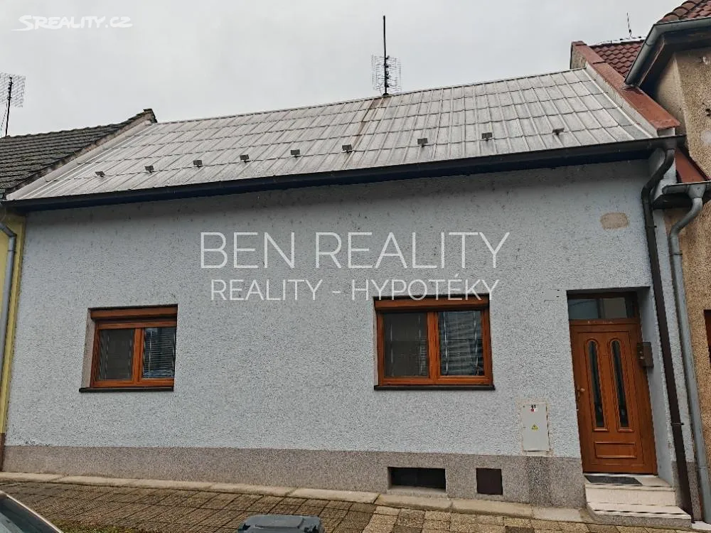 Prodej rodinného domu 82 m², pozemek 301 m² – pohled 2