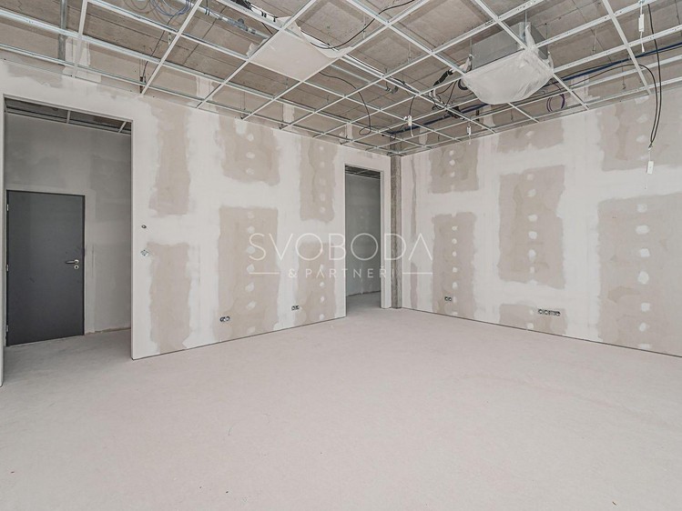 Комерційне приміщення в оренду, 250 м² (23 з 27)