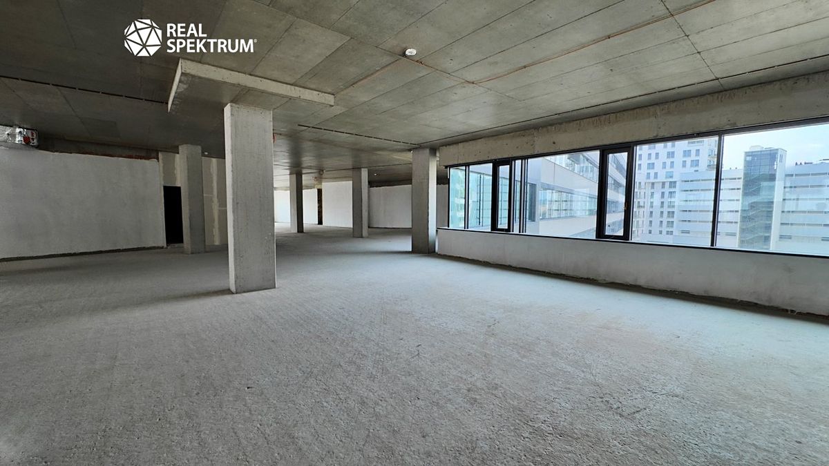 Pronájem kanceláře 410 m²