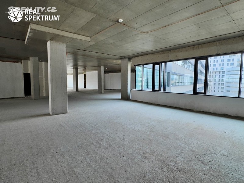 Pronájem kanceláře 410 m², Brno