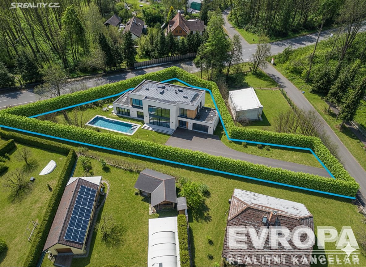 Prodej stavebního pozemku 1235 m²