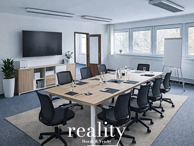 Pronájem kanceláře 121 m²