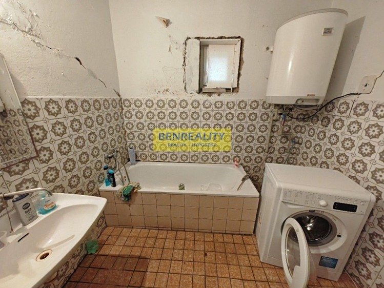 Prodej domu, 100 m² (9 z 12)