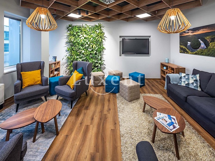 Gewerbefläche zur Miete, 234 m² (2 von 9)