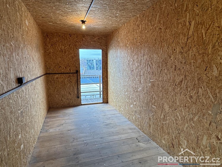 Pronájem komerčního prostoru, 14 m² (5 z 10)