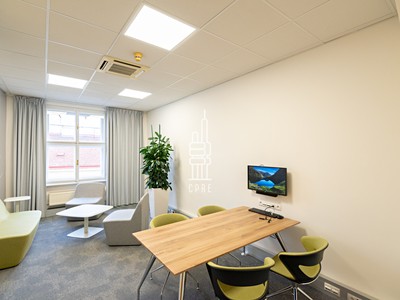 Pronájem kanceláře 227 m² — photo 2