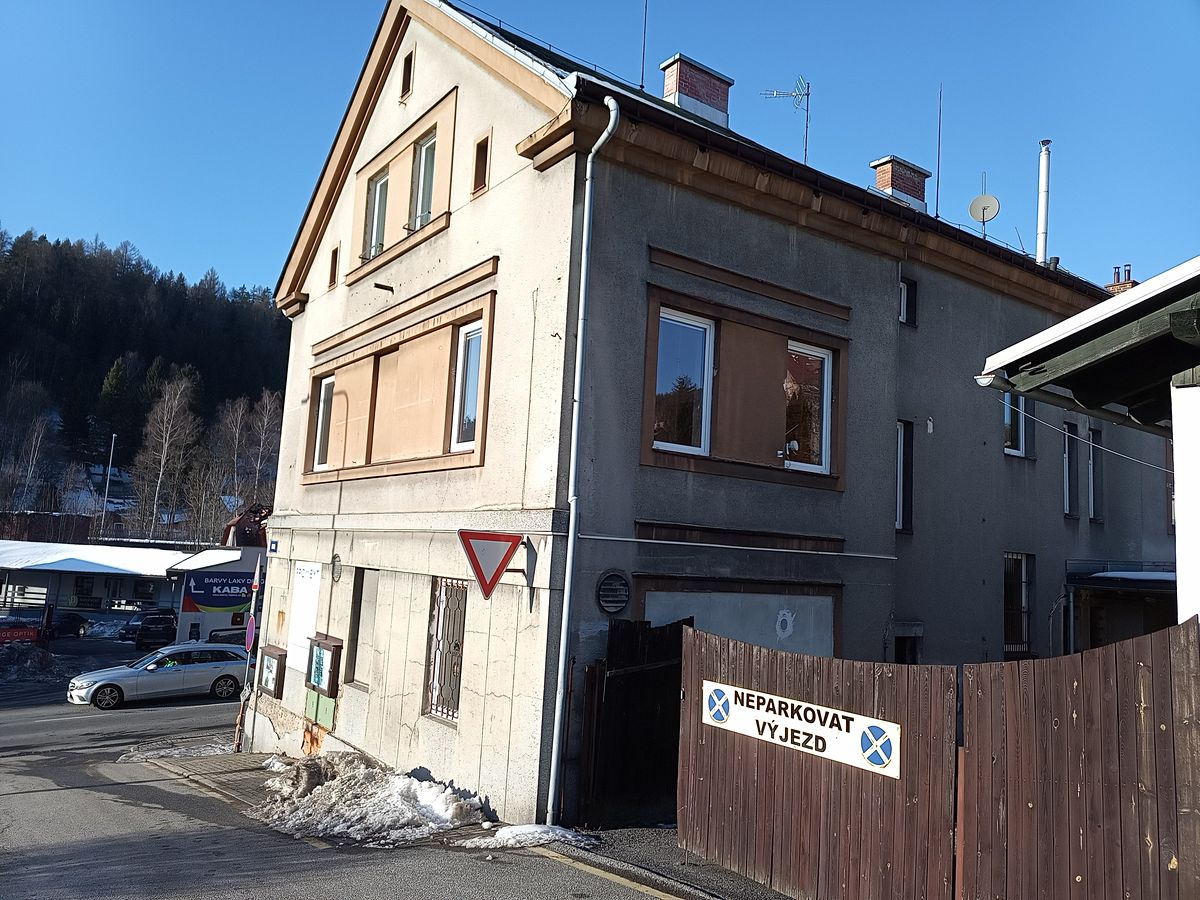 Prodej činžovního domu 500 m² – fotografie 3