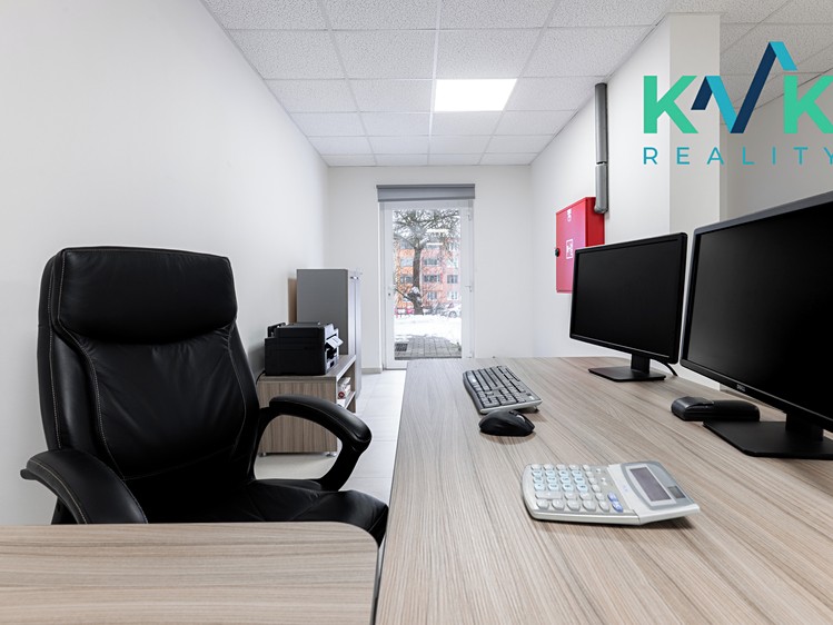Prodej komerčního prostoru, 92 m² (11 z 16)