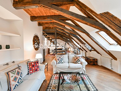 Pronájem bytu 4+1 221 m²