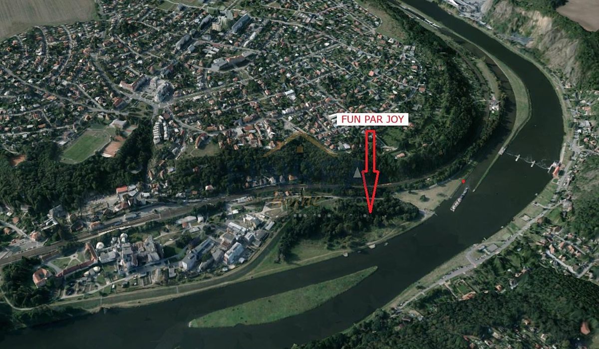 Pronájem komerční nemovitosti 2892 m² – fotografie 2