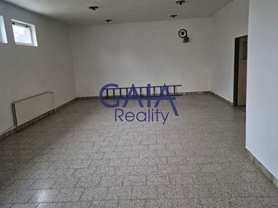 Prodej komerčního prostoru, 307 m² (3 z 22)