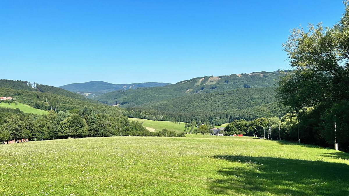 Prodej stavebního pozemku 5950 m²