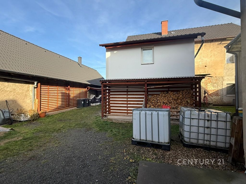 Prodej vícegeneračního domu 275 m², pozemek 515 m² – fotografie 3