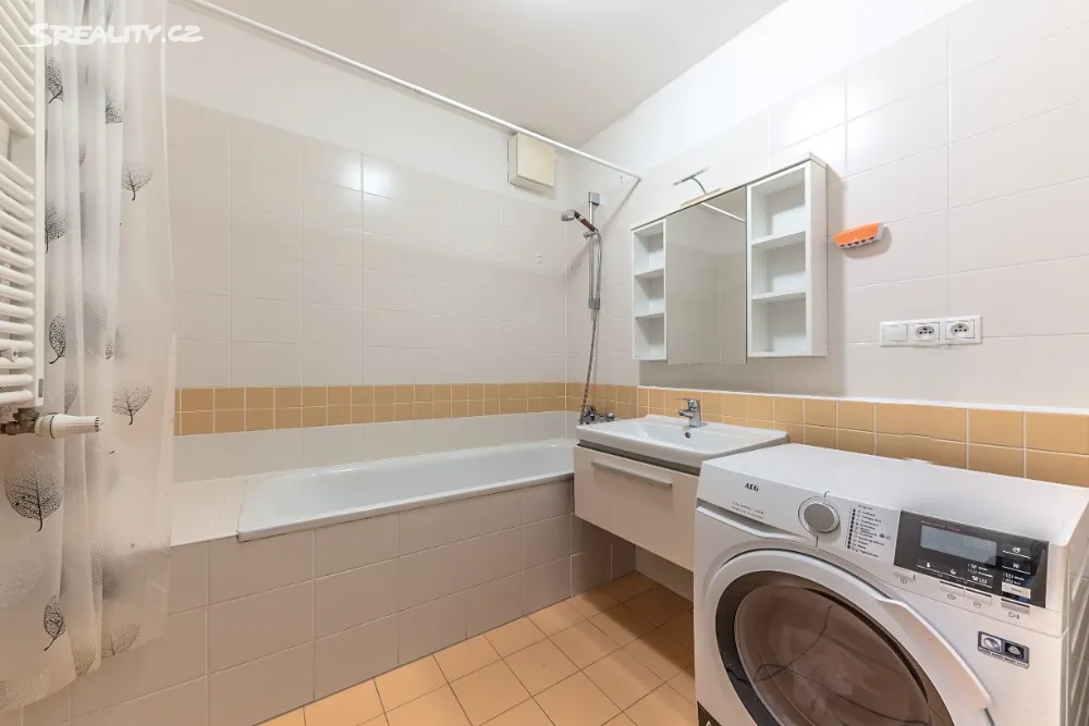 Prodej bytu 3+kk 70 m² – pohled 6