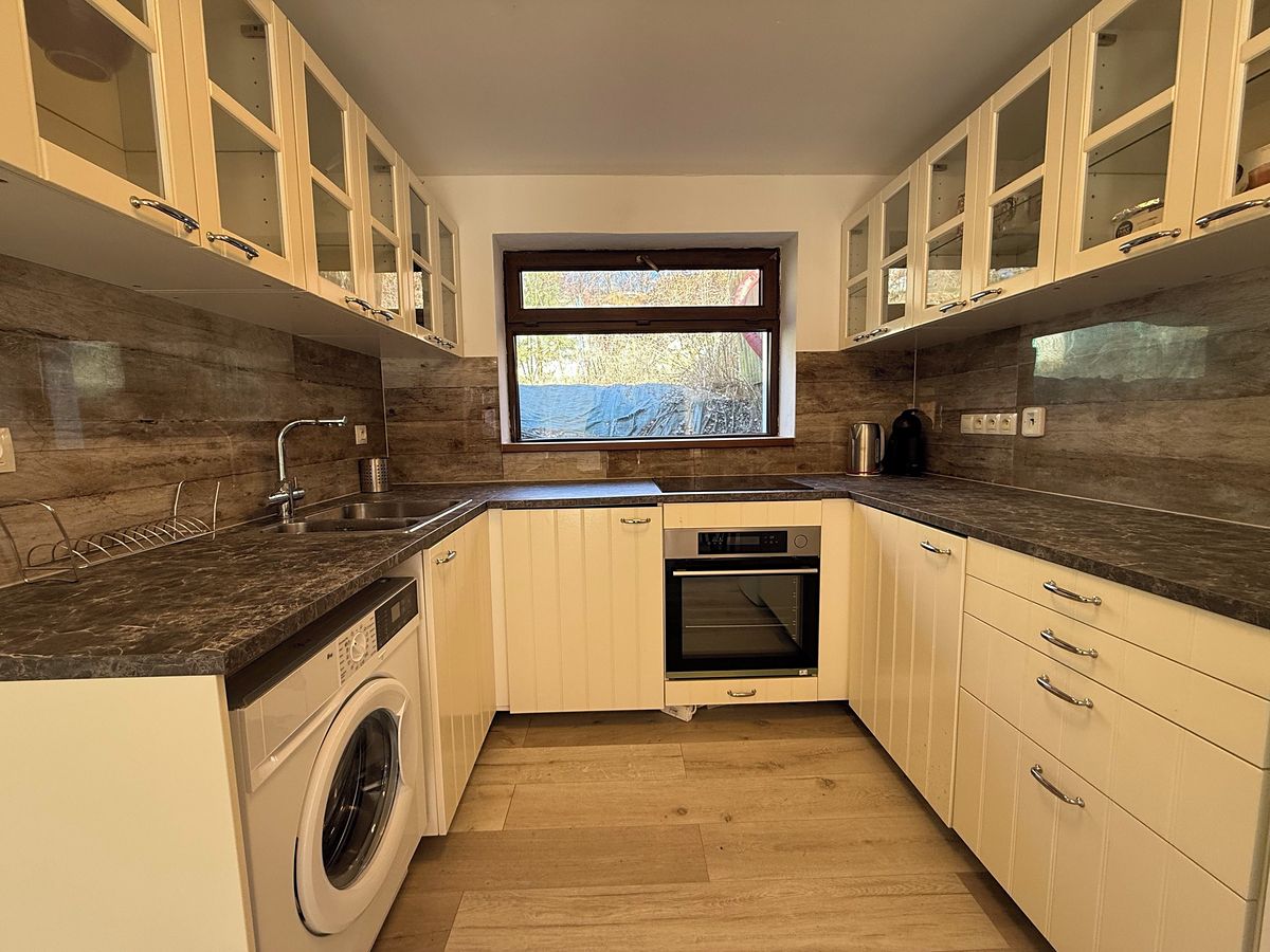 Prodej chaty 110 m², pozemek 225 m² – fotografie 3