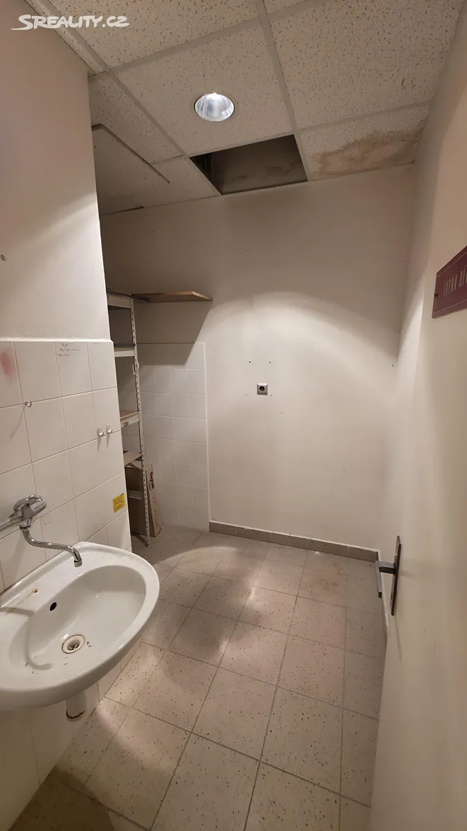 Pronájem výrobní haly, prostoru 99 m² – pohled 6