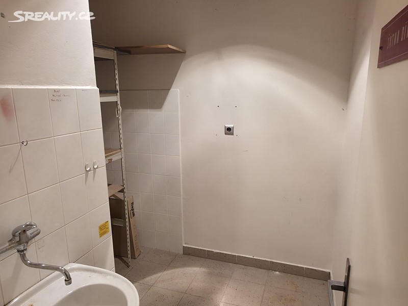 Pronájem výrobní haly, prostoru 132 m² – pohled 6