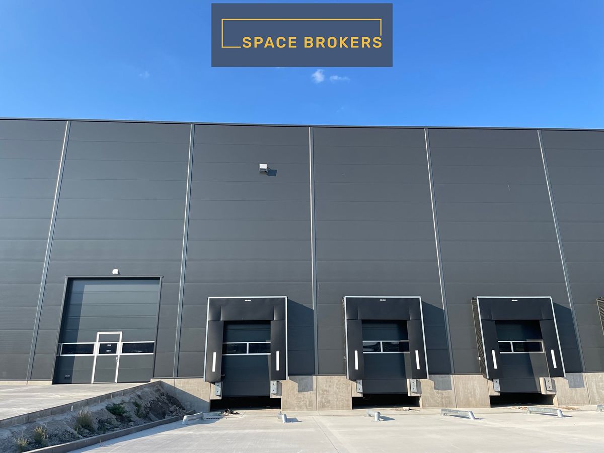Pronájem skladového prostoru 5195 m²