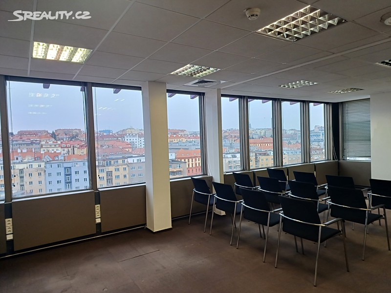 Pronájem kanceláře 209 m² – pohled 2