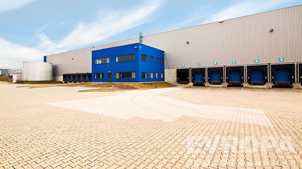 Pronájem skladového prostoru 14466 m²