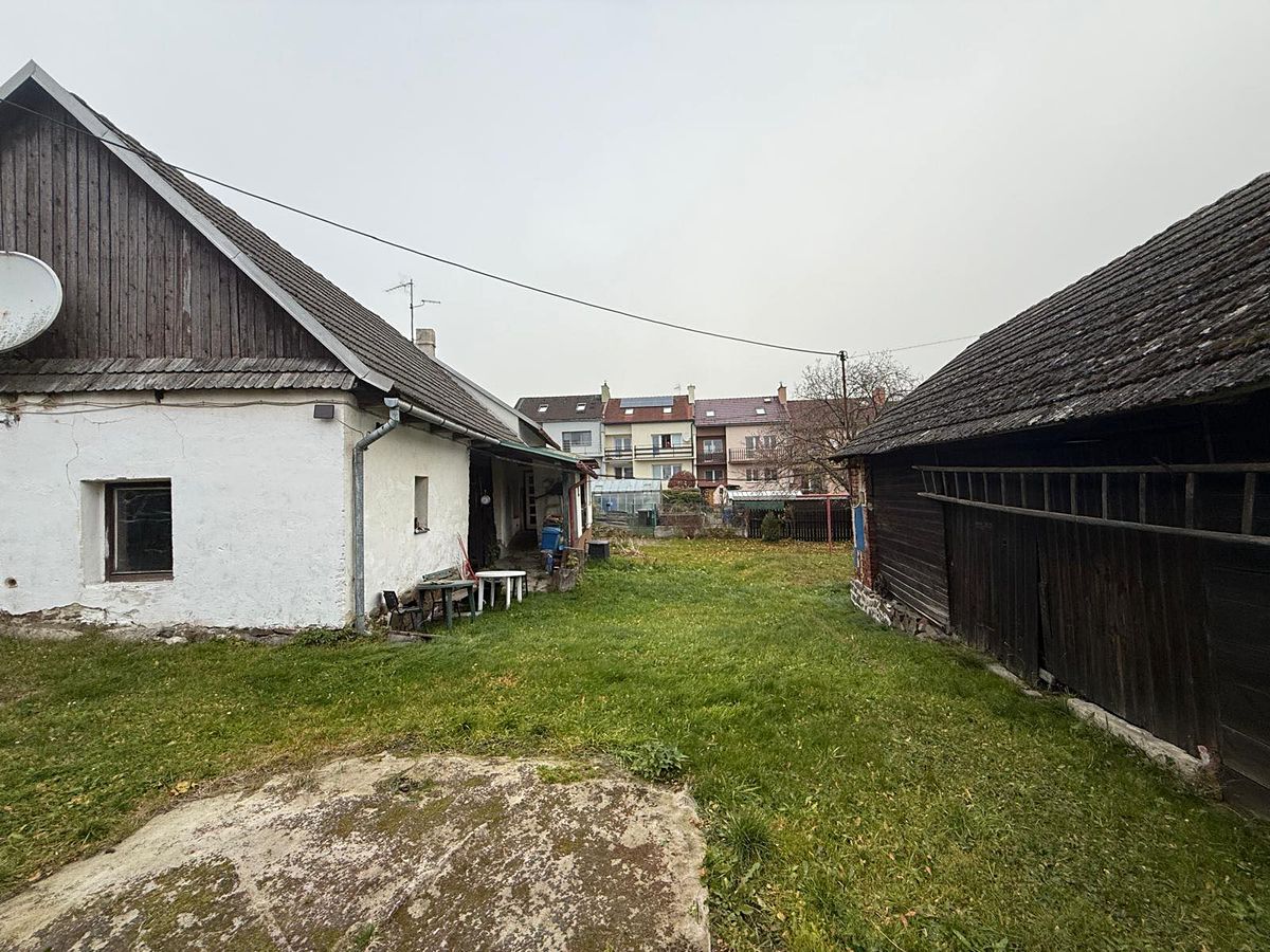 Prodej rodinného domu 112 m², pozemek 900 m² – fotografie 3