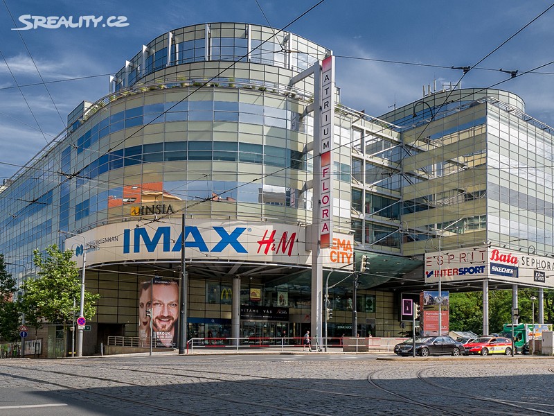 Pronájem kanceláře 1 090 m², Praha