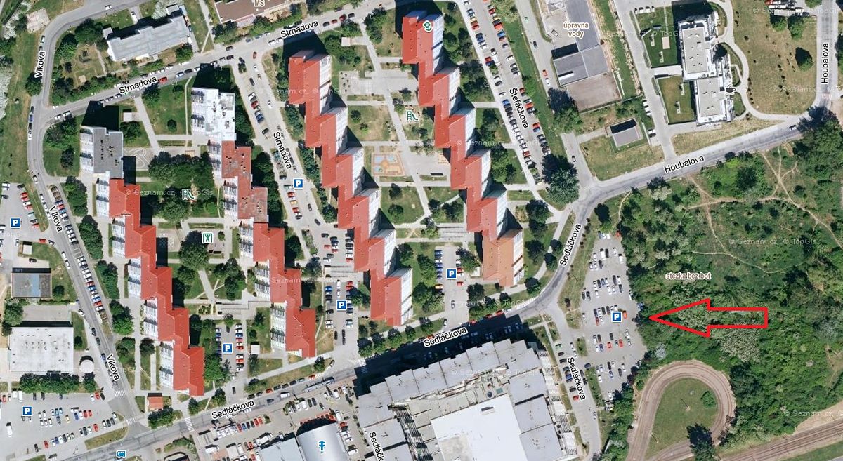 Prodej garážového stání 13 m²