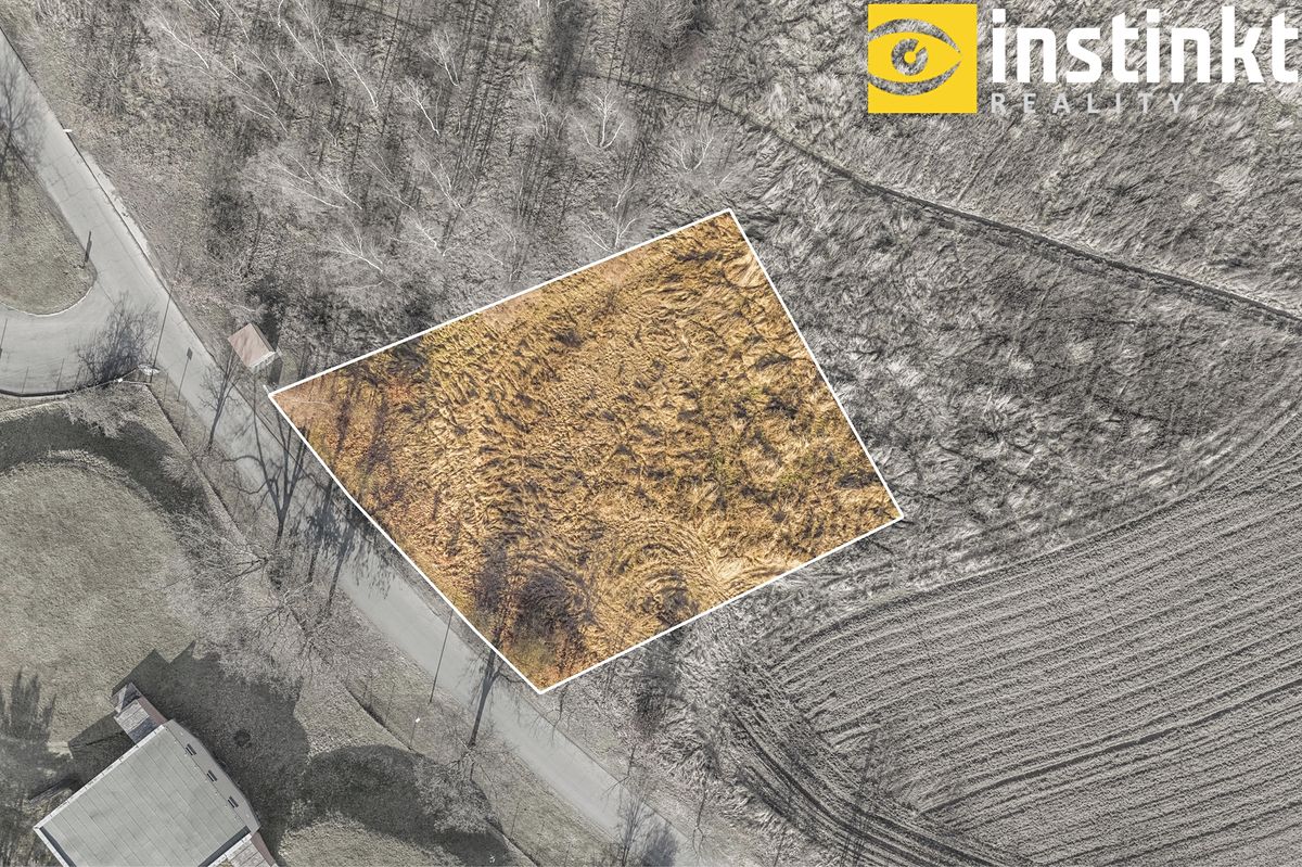 Prodej stavebního pozemku 1371 m² – fotografie 4